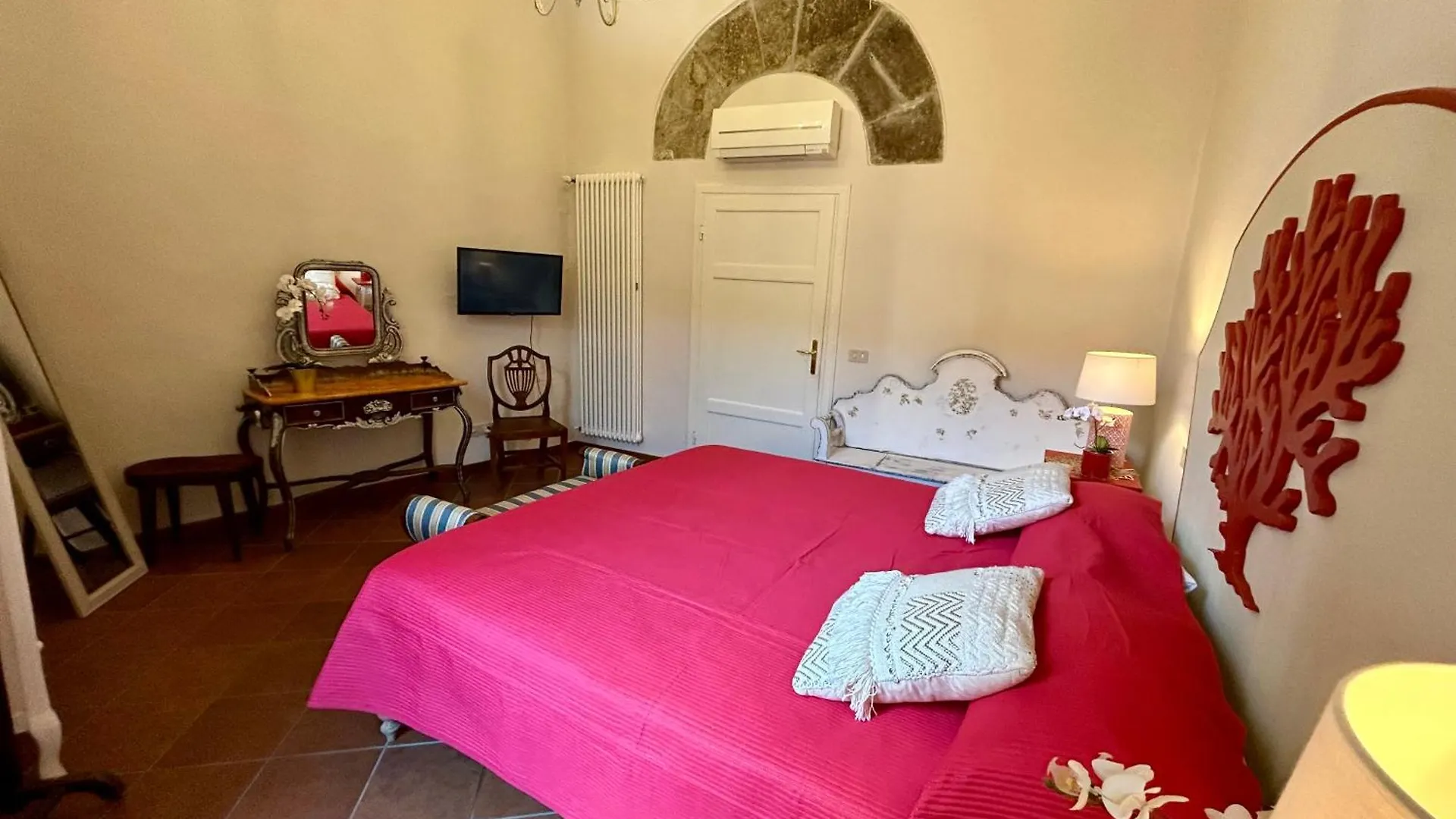 Apartment Corallo Suite Pisa Italy